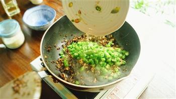 一道被称为下饭神器的菜-鸡米芽菜的做法步骤8