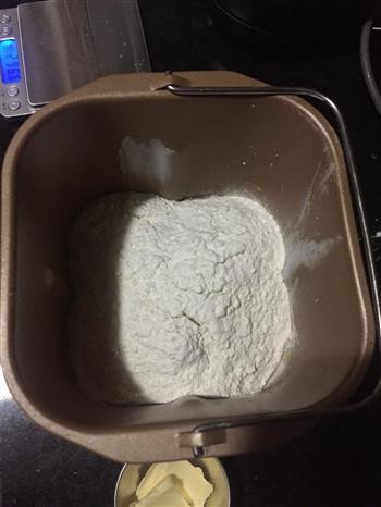 椰蓉豆沙小餐包的做法步骤2