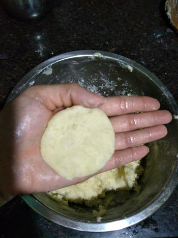 美味土豆饼的做法步骤3