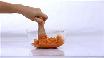 南瓜糯米糍-迷迭香的做法步骤2