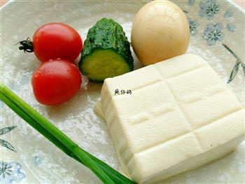豆腐鸡蛋羹-金鱼戏水的做法步骤1