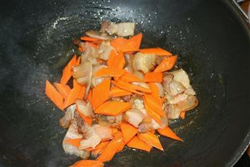 木耳杏鲍菇炒腊肉的做法图解7