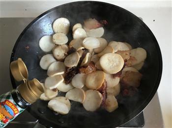 腊肉炒杏鲍菇的做法步骤5