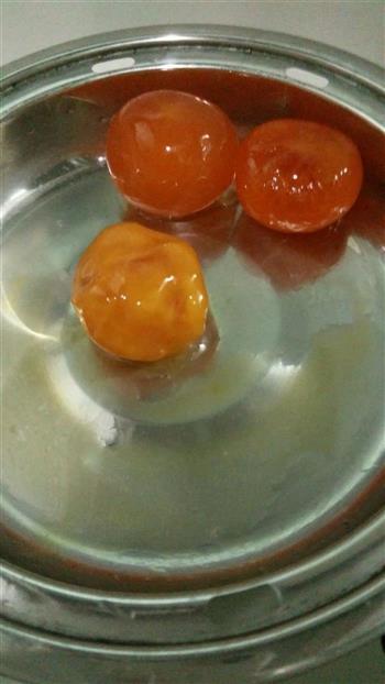 咸蛋黄烧茄子的做法步骤4