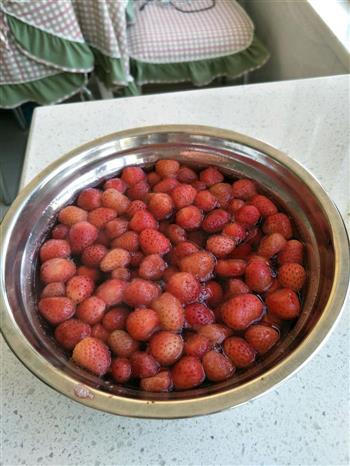 草莓罐头的做法图解5