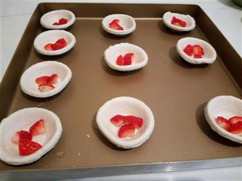 草莓蛋挞的做法步骤5
