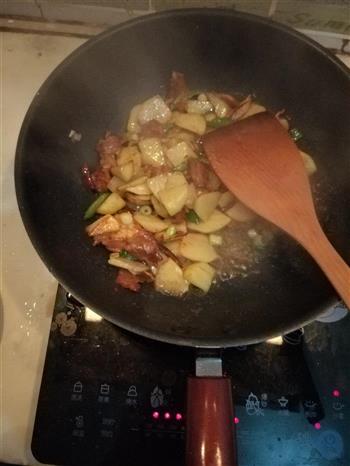 土豆块腊肉的做法步骤5