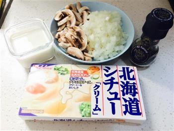 洋葱蘑菇奶油汤—奶油块版的做法步骤1