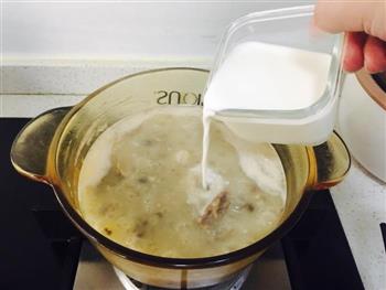 洋葱蘑菇奶油汤—奶油块版的做法步骤5