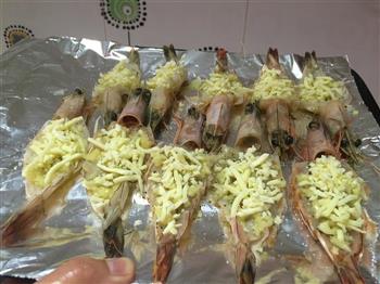 蒜蓉芝士烤大虾的做法步骤9