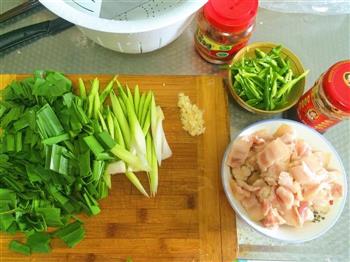 蒜苗回锅肉-下饭神器的做法步骤5