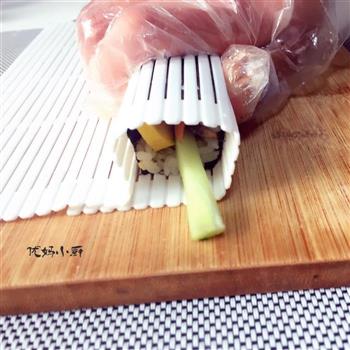 反转寿司及其它几种寿司卷的做法的做法步骤6