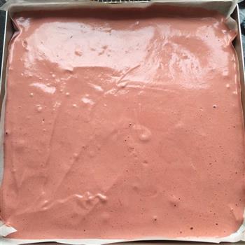 红丝绒蛋糕卷的做法步骤8