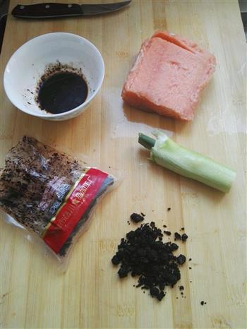 豆豉三文鱼油麦菜的做法图解1