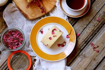 春暖花开，花季里的花美食-樱花蛋糕卷的做法步骤15