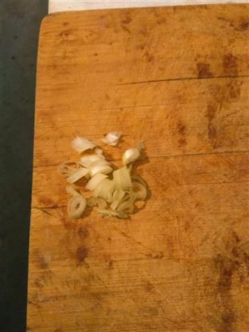 酸菜竹笋鸡肉米粉的做法图解3