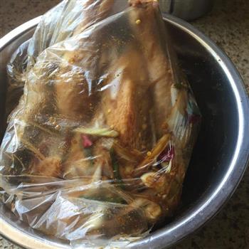 坤博砂锅版窑鸡的做法步骤5