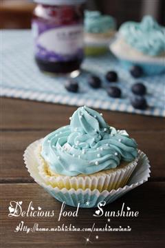 蓝莓果酱蛋糕