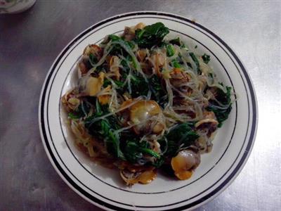 毛蛤蜊拌菠菜粉丝的做法