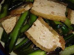 酿猪皮炒红菜苔