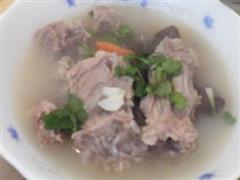 清炖羊肉汤的热量
