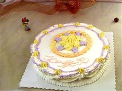 生日奶油蛋糕