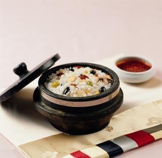 韩国营养石锅饭