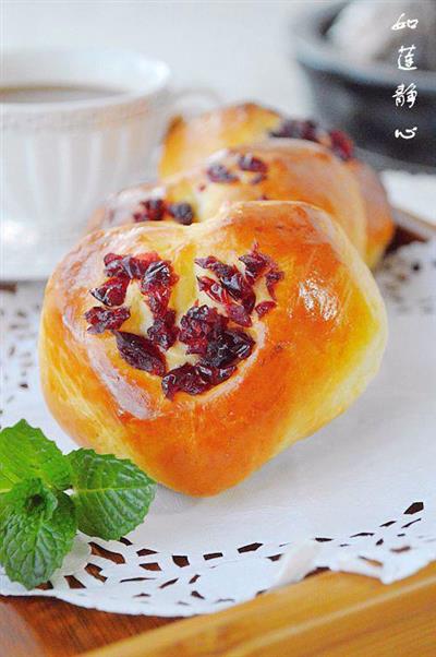 蔓越莓爱心面包