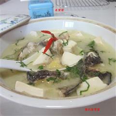 清淡豆腐柴鱼汤