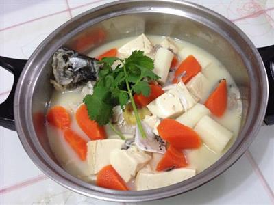 淮山鲫鱼豆腐汤