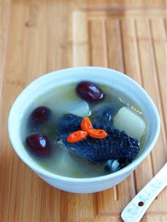 竹丝鸡红枣萝卜汤的热量