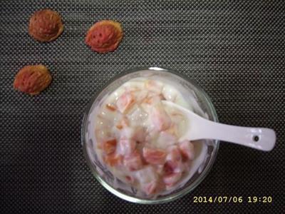 油桃芦荟酸奶
