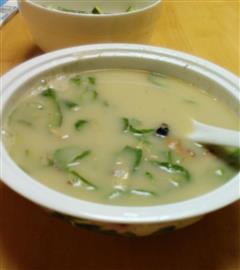 丝瓜海鲜汤的热量