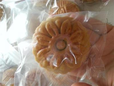 传统五仁月饼