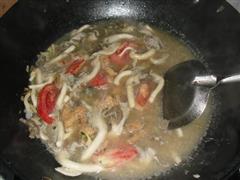 海蛎姬菇肉片汤
