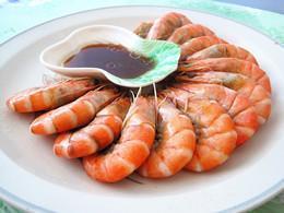 白灼虾蘸芥末沙拉汁的热量