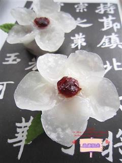 蔓越莓梅花蒸饺的热量