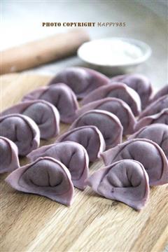 紫薯香菇芹菜鲜肉饺