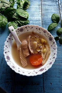 银杏腐竹猪肚汤的热量