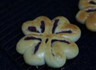 四叶草紫薯面包