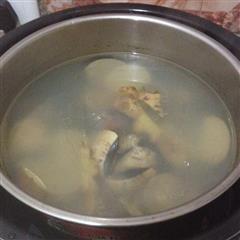 青蛤排骨汤的热量