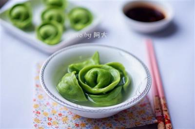 菠菜水饺