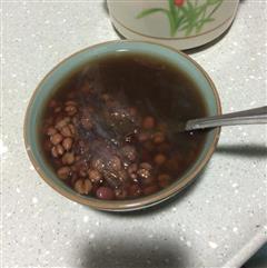 红豆薏米炖燕窝的热量