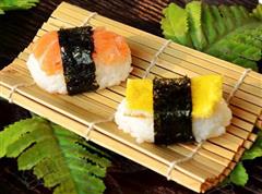 日式简易握寿司饭团