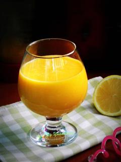 芒果柠檬玉米汁的热量