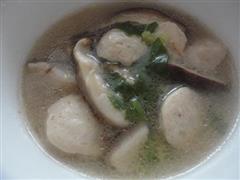香菇丸子肉片汤