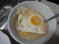 阴米蛋粥