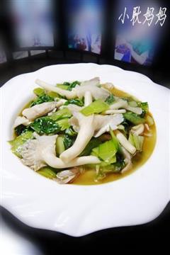 青菜炒菌菇