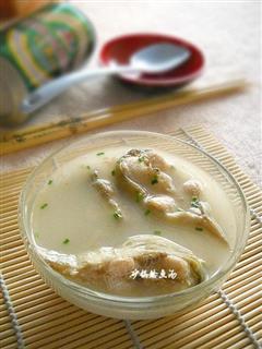 砂锅鲶鱼汤