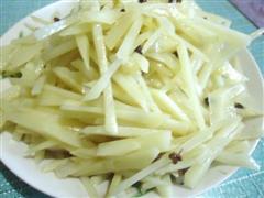 花椒油炝土豆丝